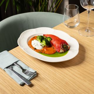 Ardei umplut cu carne de iepure 