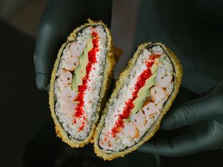 Burger z krewetkami (355g)