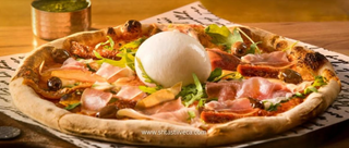 Пица с прошуто крудо и рукола