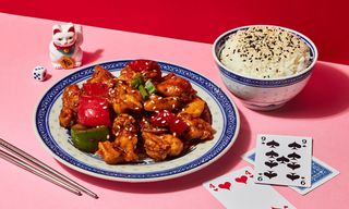 Crea tu Bol Pollo salteado con Verduras 制作蔬菜炒鸡肉碗