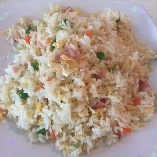 Arroz Frito Con Tres Delicicas