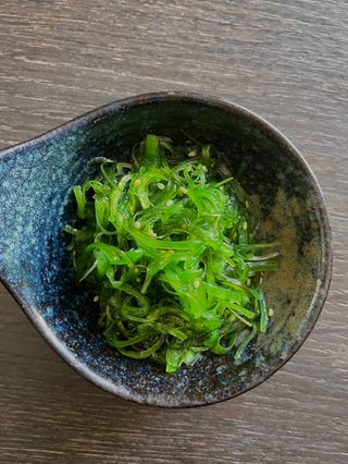 50 Goma wakame 