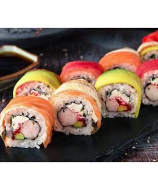 Rainbow Roll (8 Pzs.)