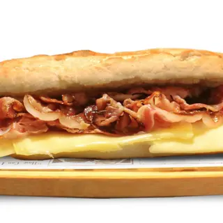 Bocadillo de beicon y queso