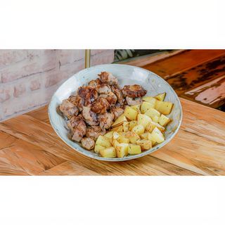 Lagartito con patatas y tomillo (plato)