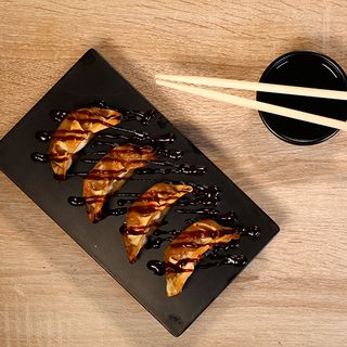 Gyozas de pato (4 uds.)