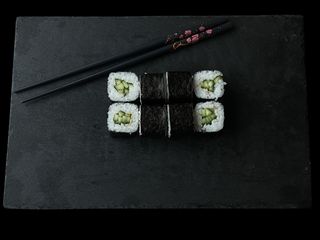 Маки Огурец (8бр)