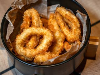 Кільця кальмара з соусом Тар-Тар (250г)