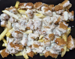 GORGONZOLA  CHICKEN LOADED FRIES