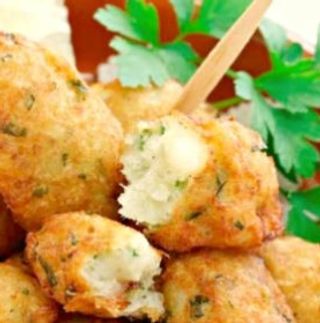 Tapa De Croqueta De Bacalado (1 ud)