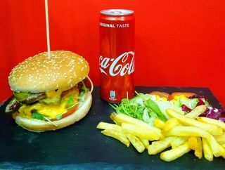 Menù hamburger classico 