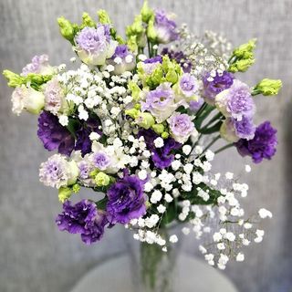 Еустоми и гипсофила