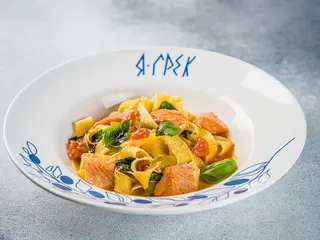 Фетучіні з лососем