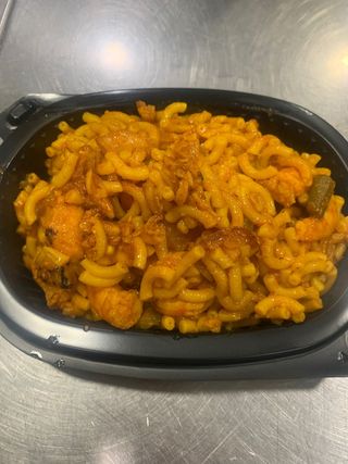 Fideuá de pulpo con gambas