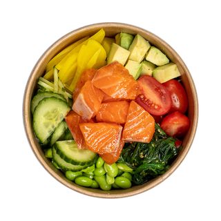 Poke Bowl z łososiem