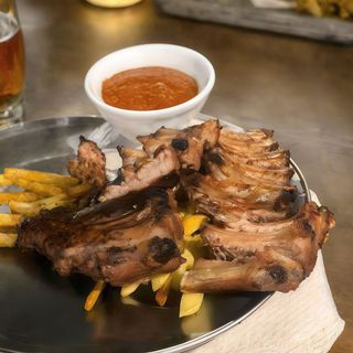 Nuestra especialidad " EL CHURRASCO " 2 personas