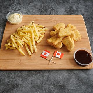 10 NUGGETS CON PATATAS