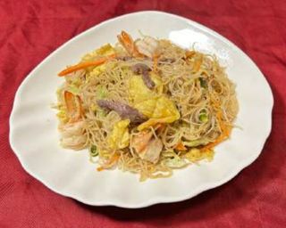 21. Fideos De Arroz Salteados