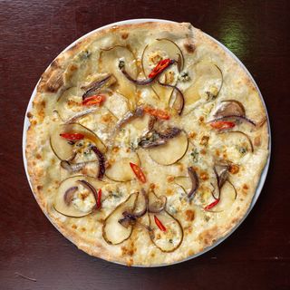 Gruszka, ser Lazur, Mozzarella fior di late