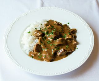 Porc Stroganoff