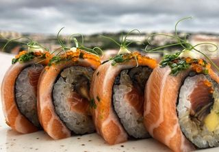 Uramaki Ebi Sake 8 Peças