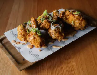 Chupa - Chups De Pollo Campero Y Barbacoa Japonesa