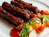 Coaste de porc cu glazură de vișină