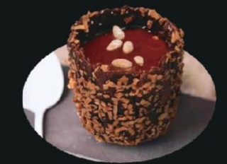 P10. Crema Catalana Y Piñones