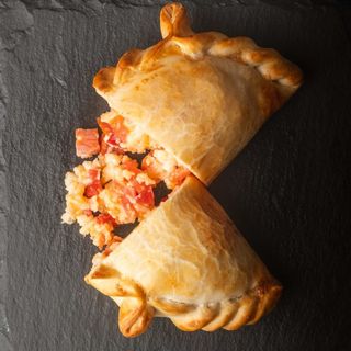 Empanada Diavola