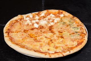 Pizza Quattro Formaggi small Ø24cm