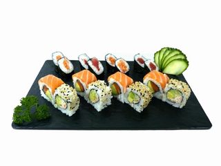 100 Combinado Maki (16 uds)