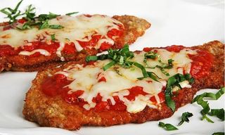 Milanesa A La Parmesana Napolitana