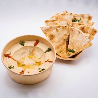 HUMUS 