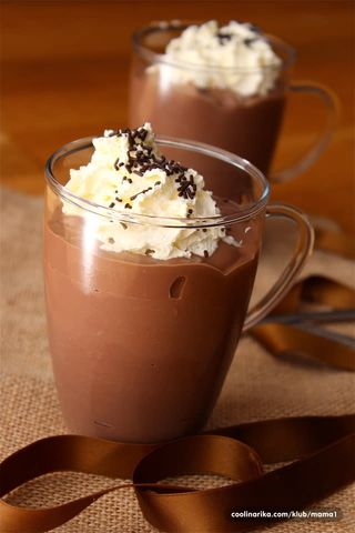 Topla čokolada sa šlagom 25 gr