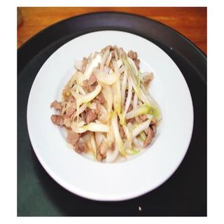 38. Ternera con bambu y seta