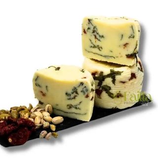 Formaggio Siciliano cappero,olive,peperoncino e rucola
