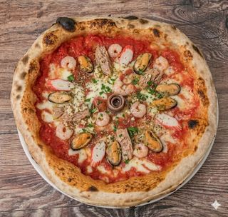 Pizza Frutti Di mare.