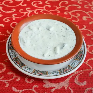 Ensalada de yogur con pepino