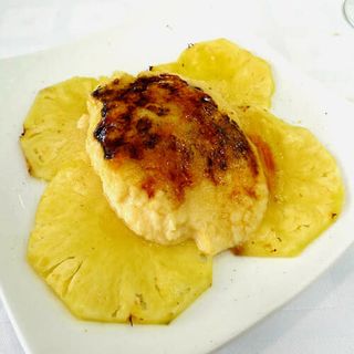 Piña Natural Con Crema Quemada