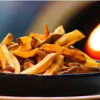 Patate fritte fresche