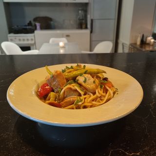 Tagliatelle | Tomate & Albóndigas (veggie)