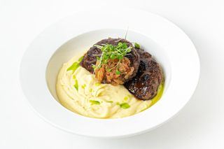 Котлета с луком по-домашнему с картофельным пюре