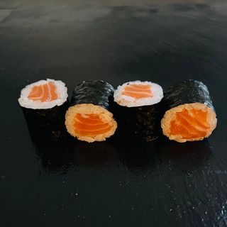 Uramaki salmão