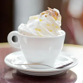 Coffee sa šlagom