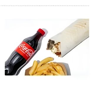 Шаурма гавайська, картопля фрі з сирним соусом та кола 0.5