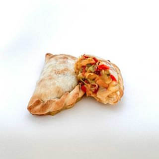Empanada Verduras Asadas y Sésamo Tostado