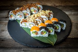 Umami Roll Plate