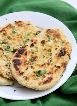 Пърленка със сирене и кашкавал (80г)