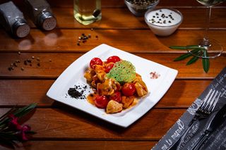 Piept de pui cu rosii cherry