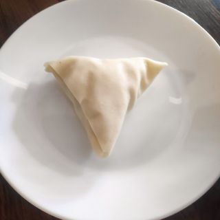 Samosa de pollo